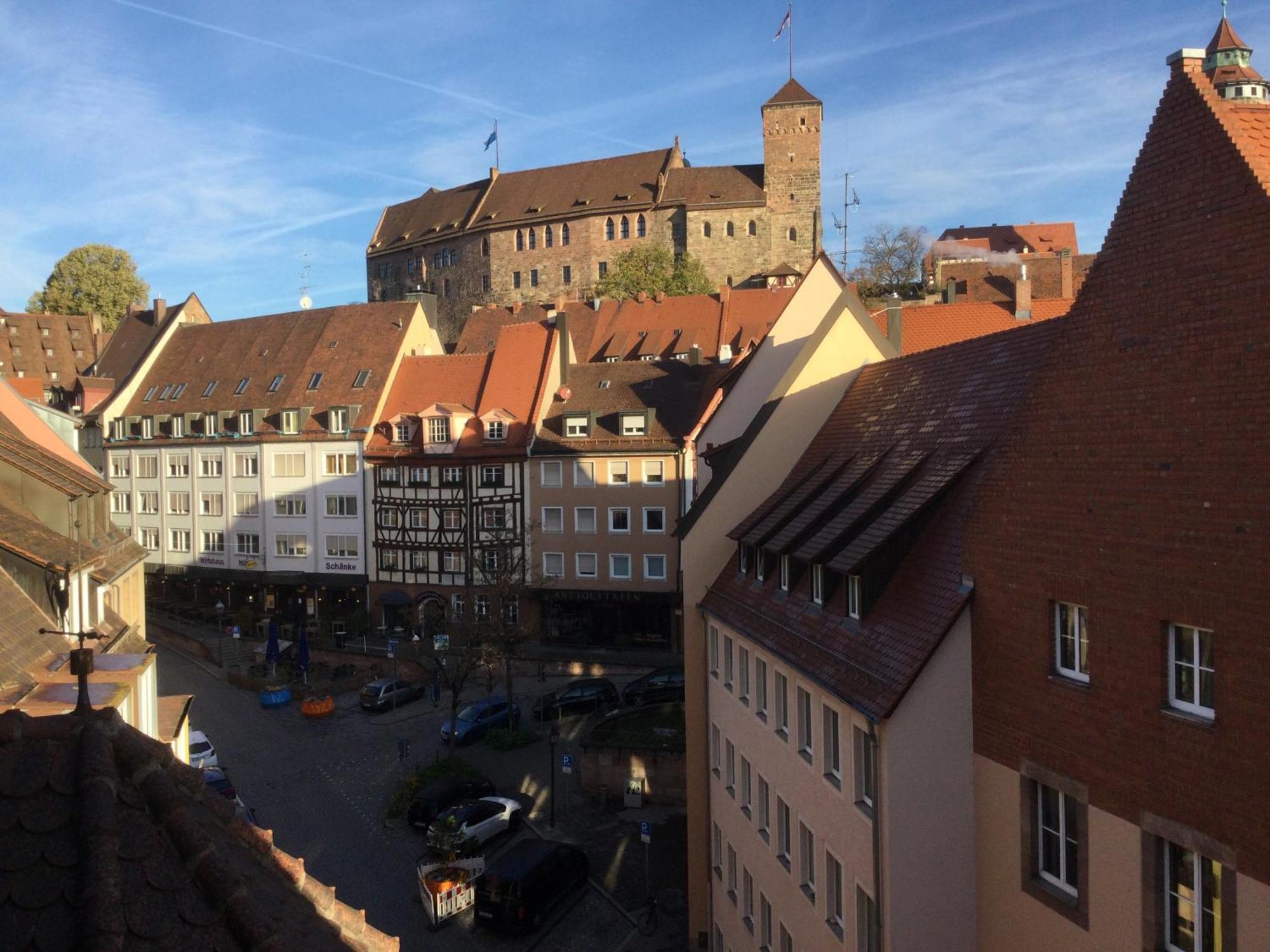 Einzigartige Penthauswohnung * Neurenberg
